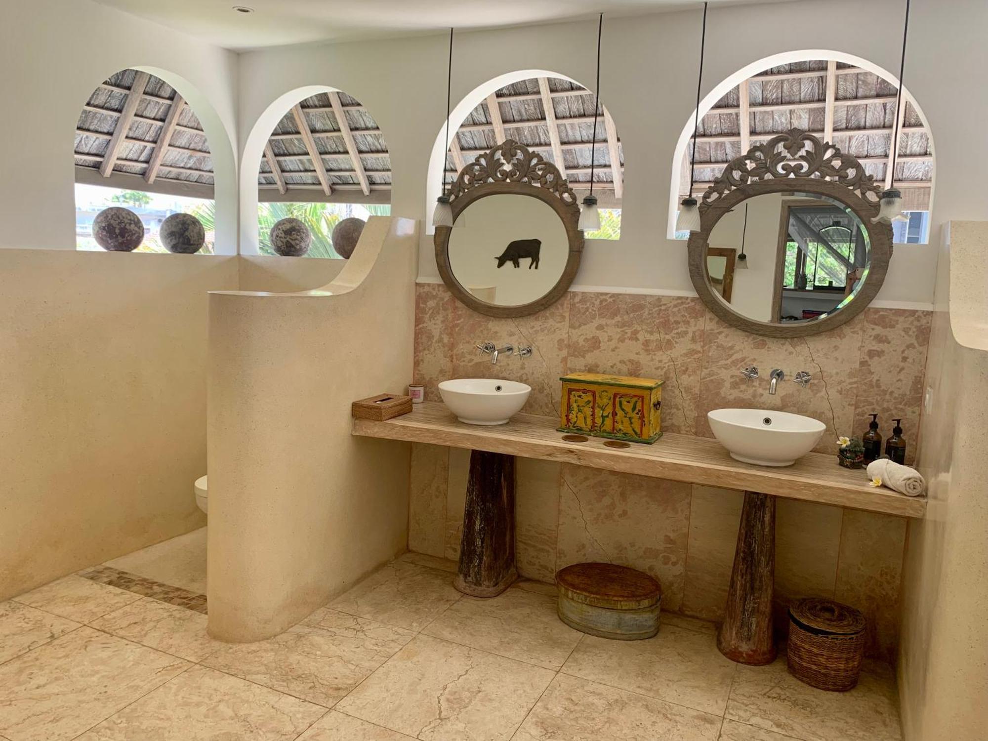 Unique 3Br Villa With Pool 5 Minute Walk To The Pererenan Beach Canggu Eksteriør billede